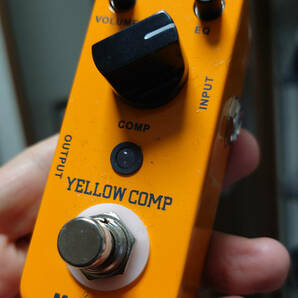 高品質エフェクター Mooer（ムーア）のコンプ「Yellow Comp」の画像1