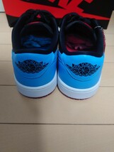 美品 ナイキ ウィメンズ エアジョーダン 1 ロー OG NIKE WMNS AIR JORDAN 1 LOW OG UNC TO CHICAGO　CZ0775-046 メンズ27.5㎝:US9.5_画像4