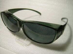 オーバーサングラス大　黒　眼鏡の上からかけられる　UV400　単体のサングラスとしても使用可　ブラウン、艶消し黒も出品中