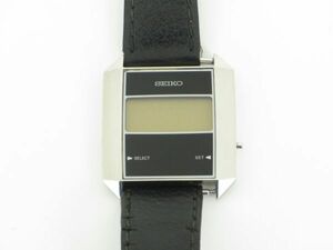 SEIKO　セイコー　メンズ腕時計　A221-404A　デジタル クオーツ　お洒落な　シルバー×ブラック　I04