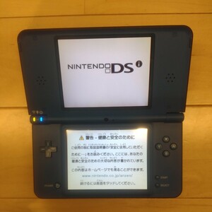 美品 Nintendo DSiLL 任天堂 DSi ニンテンドーDSi ペン付 ニンテンドー ゲーム 本体 ブルー DSi LL 