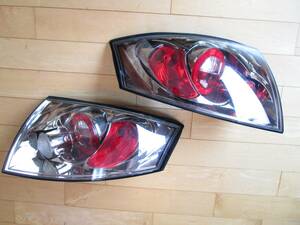 # H18 year Audi TT coupe (GH-8NBVR) left * right tail lamp * junk *