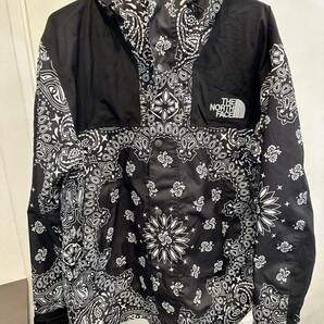 ☆【美品】THE NORTH FACE × Supreme Bandana Mountain Parka NP51400I マウンテンパーカー Mサイズ ブラック ペイズリー柄 シュプリームの画像1