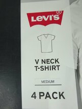 送料無料 未使用品 コストコアウトレット品 リーバイス Leｖi'ｓ 半袖シャツ Vネック Tシャツ Mサイズ ４枚入り 管理番号548_画像2