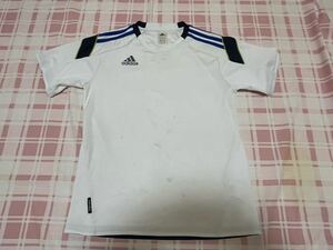 adidas 半袖Tシャツ　Ｍ