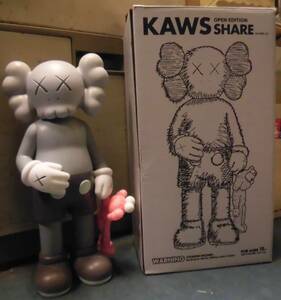 KAWS SHARE BLACK グレーカウズ MEDICOM TOY メディコム・トイ 31cmくらい　J597