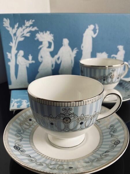 新品未使用◆WEDGWOOD ウエッジウッド　アレクサンドラ　ペールブルー　カップ&ソーサー　ペア　2客セット　箱付き　リー