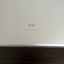 8867 極美品新品級 電池最良好 iPad Air3 64GB SIMフリー A2123_画像4