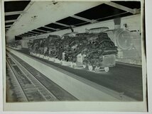 No.699●鉄道写真ネガ●上野駅 蒸気機関車C6219●1950年2月撮影●ブローニーフィルム_画像4