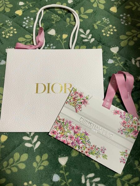 Dior ディオール 新品 バレンタイン限定 ショッパー　ギフトセット 花柄 未使用