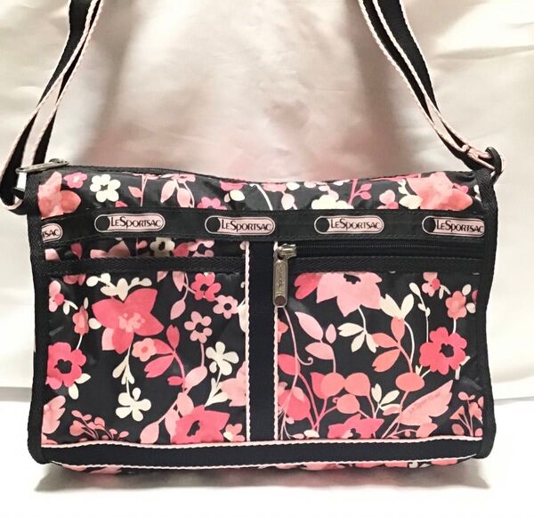 ★ LeSportsac レスポートサック ショルダーバッグ 黒 花柄