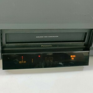 管理1035 Panasonic パナソニック ビデオデッキ VHS デッキ NV-BS30S 通電確認済み ジャンクの画像3