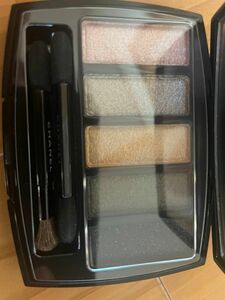 新品　限定　シャネル　CHANEL アイシャドー