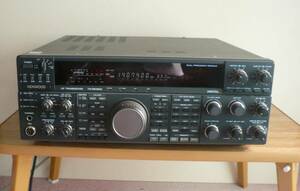 高級受信機　Kenwood TS-950SDX　中古動作品