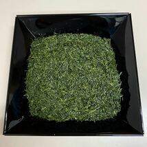 濃く出る現物の茶葉。当店一番人気の商品。