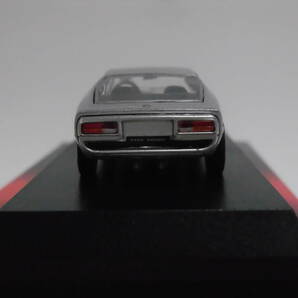 1/64 アルファロメオ 4 モントリオール 銀 絶版品 Alfa Romeo Montreal Silver FR 2593cc V8 220km/h 送料込 の画像5