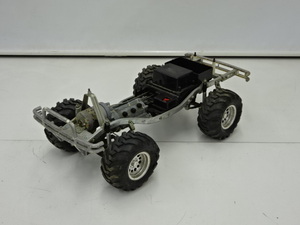 F2-24-03969 ● ＜ 1円スタート！＞ 当時物 古い TAMIYA タミヤ ？ トヨタ ハイラックス ？ ラジコン 動作未確認 ジャンク