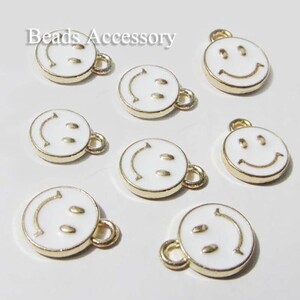 BA-0568 laughing face 13×10mm Gold . white color 18 piece 