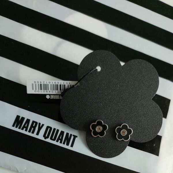 MARY QUANTマリクワ ピアス