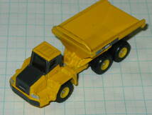 絶版品 トミカ 120★小松 コマツ アーティキュレートダンプ トラック ACダンプ HM400型 KOMATSU ARTICULATED DUMP TRUCK 中国製 ジャンク品_画像1