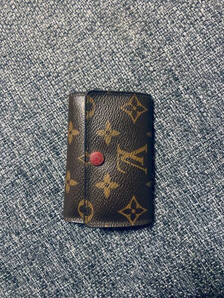 ルイヴィトン LOUISVUITTON キーケース ミュルテイクレ6 モノグラム