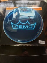 REMO ドラムヘッド　14インチ　BLUE#BU _画像1