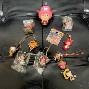  One-piece chopper strap figure charm 