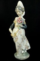 LLADRO リヤドロ フィギュリン『バレンシアの少女』陶器人形 資産家所有品 【09R18】_画像2