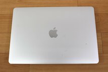 △現状品△ Apple MacBookAir 10.1(M1, 2020) 13.3 KB-US　簡易チェック インカメラ× 初期化済 箱付 Monterey/M1/16GB/256GB (2754129)_画像4