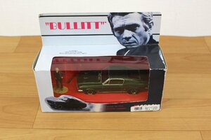 ■現状品■ CORGI 1/36 ミニカー 「1968 Ford Mustang(with Steve McQueen Figure ”Bullitt”)」　箱傷み (2733080)