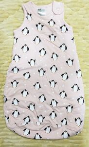 H&M　スリーパー　ペンギン柄　ピンク