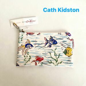 未使用品 Cath Kidston 金魚柄ラミネート加工ミニポーチ