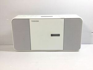 [K-2024]TOSHIBA CDラジオ★通電.ラジオ試聴OK CDジャンク品☆TY-C250 東芝 ホワイト♪電源コード無し 売り切り 1円スタート!!