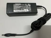 新品 東芝/TOSHIBA dynabook Satellite T572 T572/W3TF T572/W4PH T572/W4TG T572/W4TH T572/W5PH T572/W5TH 電源 ACアダプター19V 3.95A_画像1