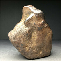 隕石・鉄隕石・磁石にくっつく・原石　マダガスカル　重さ約3899グラム_画像3