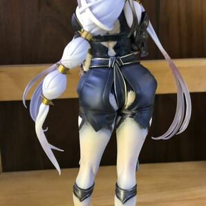 アルター ライザのアトリエ ~常闇の女王と秘密の隠れ家~ リラ(リラ・ディザイアス) 1/7 完成品フィギュア リペイントの画像3