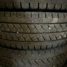 中古　ブリヂストンブリヂストン BLIZZAK バリ溝 バリ山 スタッドレスタイヤ　BRIDGESTONE BLISSAJ W979 215/70R17.5 118/11GL_画像6