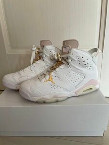 Nike WMNS Air Jordan 6 "Gold Hoops"