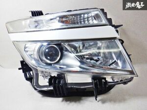 点灯OK！！日産純正 E52 エルグランド ハイウェイスター 前期 HID キセノン ヘッドライト ヘッドランプ 右 運転席 KOITO 100-23009 棚R5