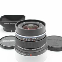 【新品同様】 OLYMPUS オリンパス M.ZUIKO DIGITAL 12mm f2.0 ED MSC フード 付き ブラック 34010_画像1