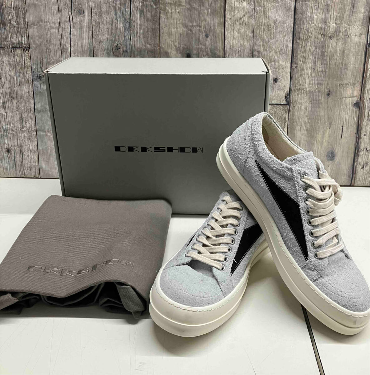 Yahoo!オークション -「rick owens vintage sneaks」の落札相場 Yahoo!オークション -「rick owens vintage sneaks」の落札相場