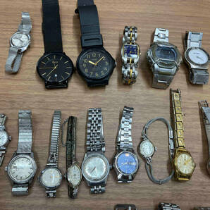 ジャンク 腕時計 まとめ売り 50点 RENOMA、GUESS、SEIKO、SWATCH、CASIO、FolliFollie、ORIENT等の画像4