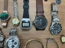 ジャンク 腕時計 まとめ売り 30点 CASIO、FolliFollie、SEIKO、SWATCH、ALBA等_画像4