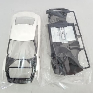 プラモデル アオシマ 1/24 日産 GT-R R35 ピュアエディション 2012年モデル (ブリリアントホワイトパール) プリペイントモデル No.30の画像3