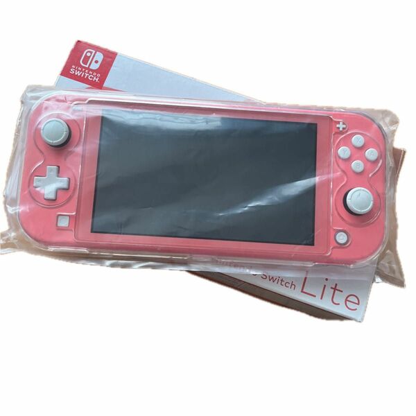 Nintendo Switch Lite ニンテンドースイッチライト 任天堂　コーラル　ピンク