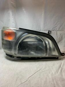 XZC605 Toyota Dyna правая передняя фара 24V KOITO 100-78451 right headlight