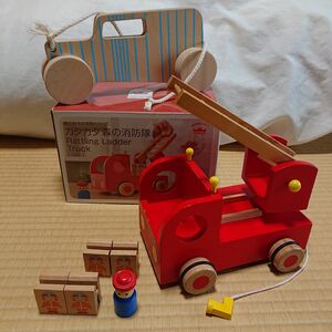 木のおもちゃ エドインター カタカタ 森の消防隊 消防車