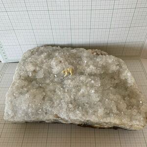 【鉱物ハンター放出】大きな水晶の結晶 7kg 特大 クリスタル 白 水晶 結晶 原石 自然石 鉱物 鑑賞石 パワーストーン 岩石 白水晶