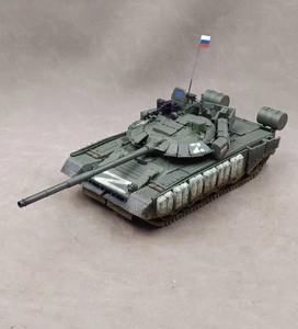 1/35 ロシア陸軍 T-80BVM 主力戦車 組立塗装済完成品