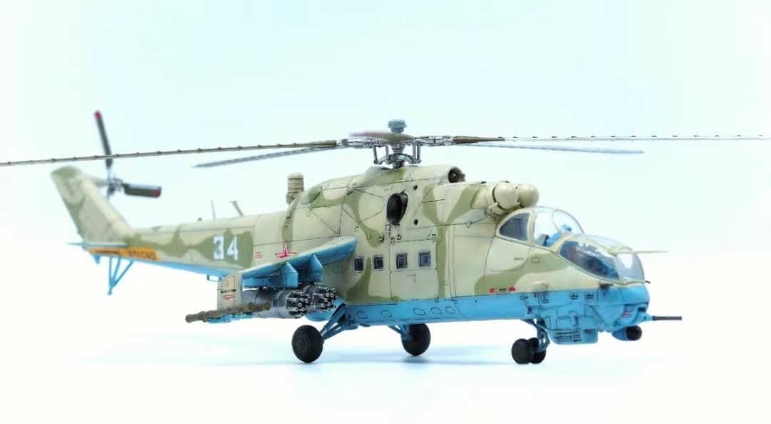 1/72 ロシア Mi-24V ハインドE 組立塗装済完成品, プラモデル, 航空機, 完成品